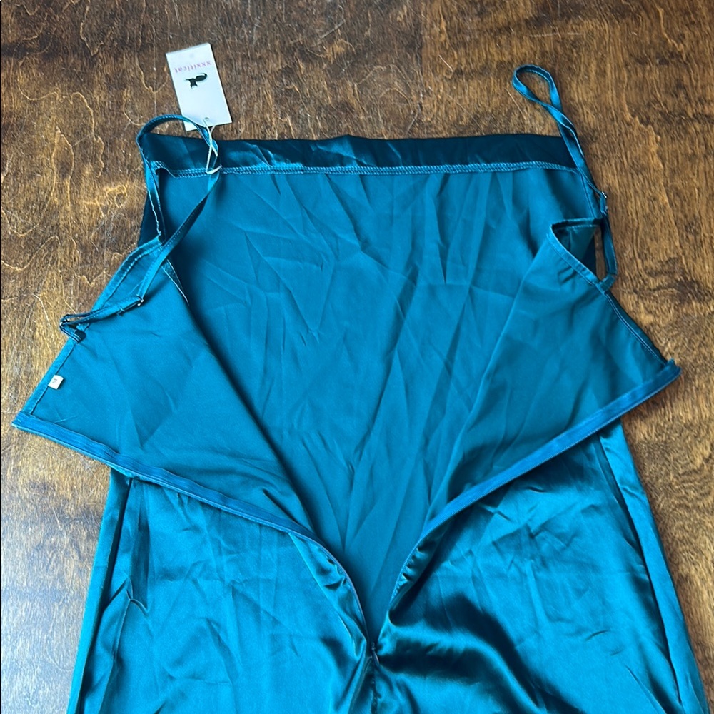 Dress Elegant Size M‎ zip up - Picture 10 of 16